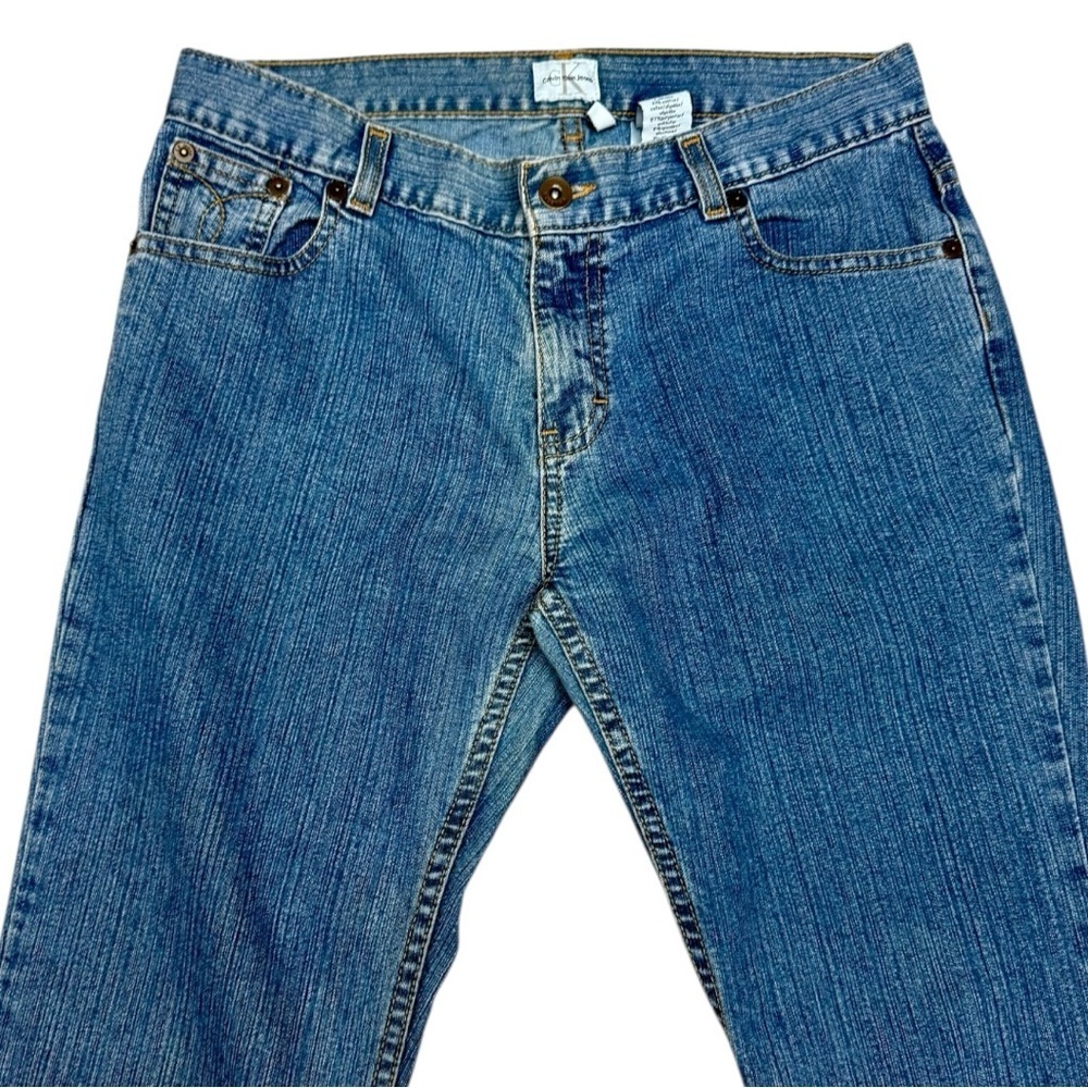 Vintage Y2K Calvin Klein Jeans Light Wash Low Rise Flare Denim Size 9 Fits a 26 - Picture 7 of 12